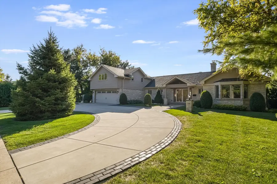 710 N Prospect Avenue, Park Ridge, IL 60068 - #3