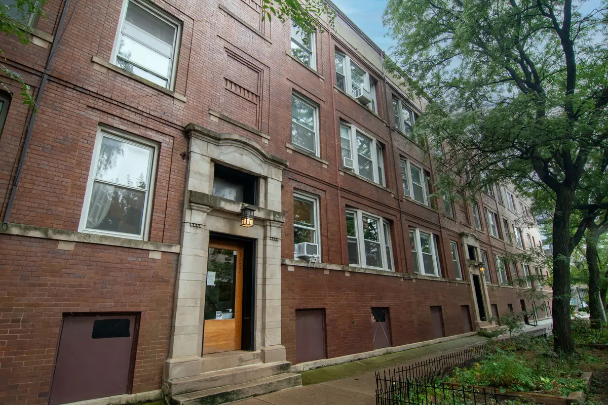 1057 W Berwyn Avenue #3, Chicago, IL 60640 - #1