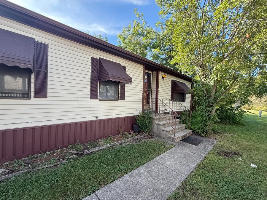 557 Huntsbridge Road, Matteson, IL 60443 - #2