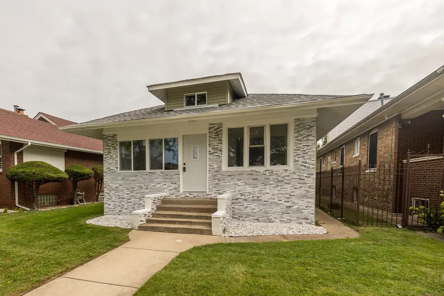 7617 S Crandon Avenue, Chicago, IL 60649 - #2