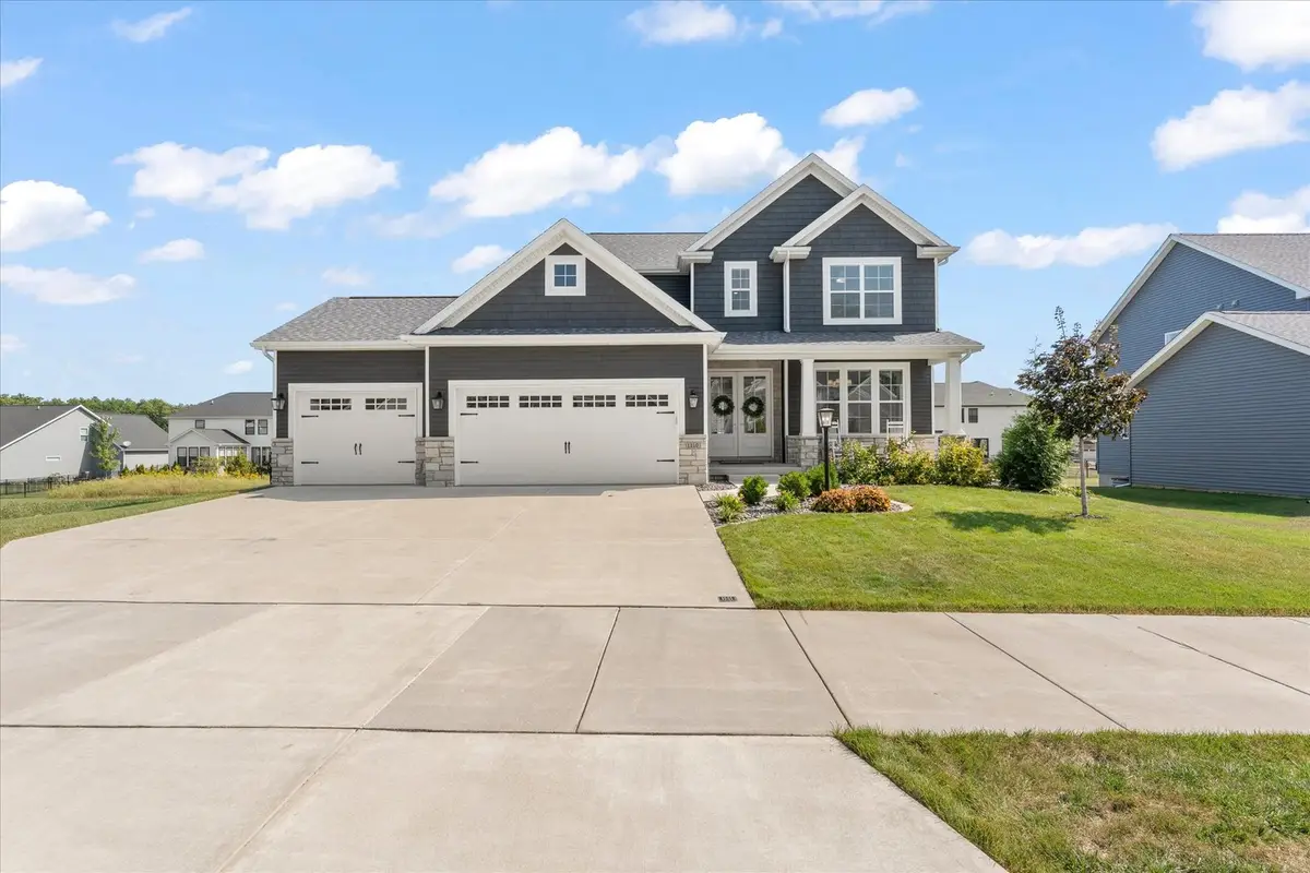 1210 Briarwood Lane, Mahomet, IL 61853 - #1