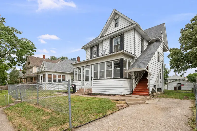 618 W 17th Street, Davenport, IA 52803 - #3