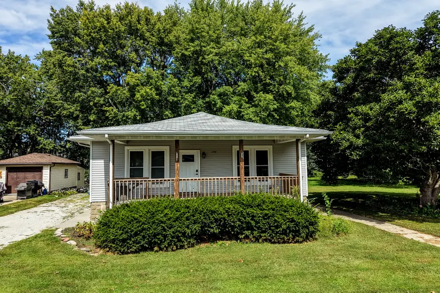 472 E Cherry Street, Watseka, IL 60970 - #2