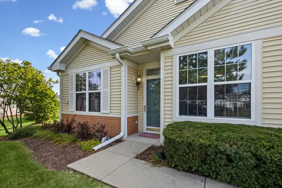 21452 Papoose Lake Drive #21452, Crest Hill, IL 60403 - #2