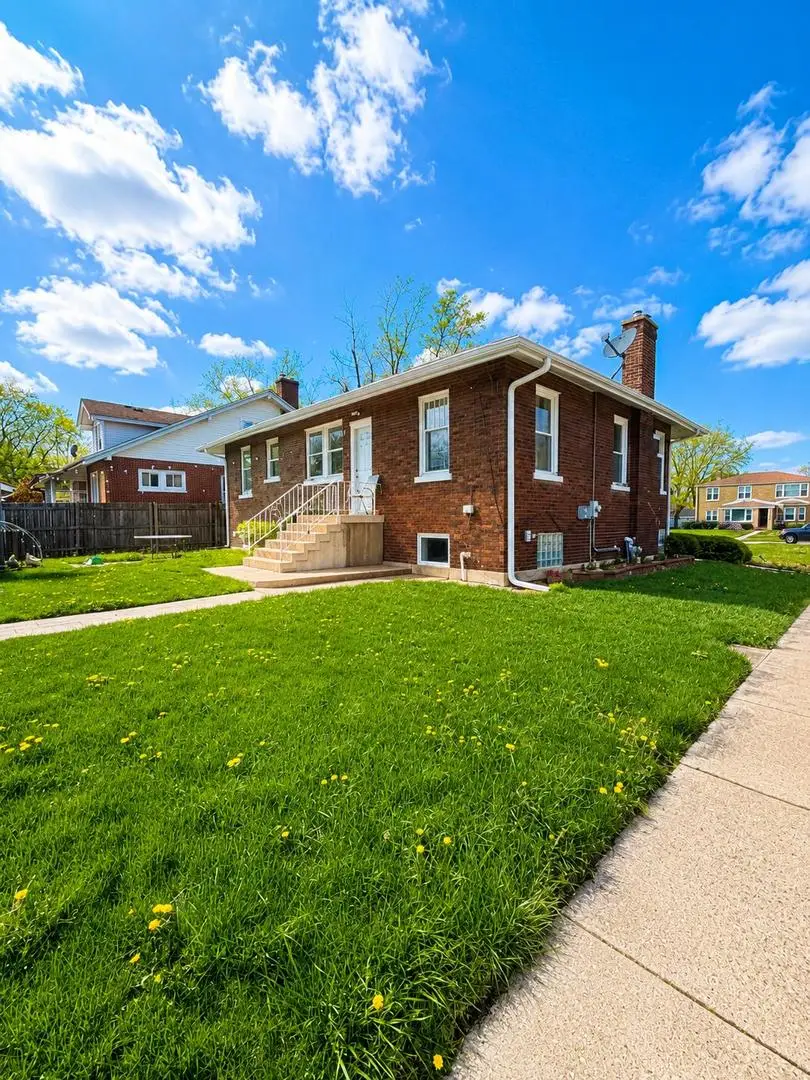 270 W 16th Street, Chicago Heights, IL 60411 - #1