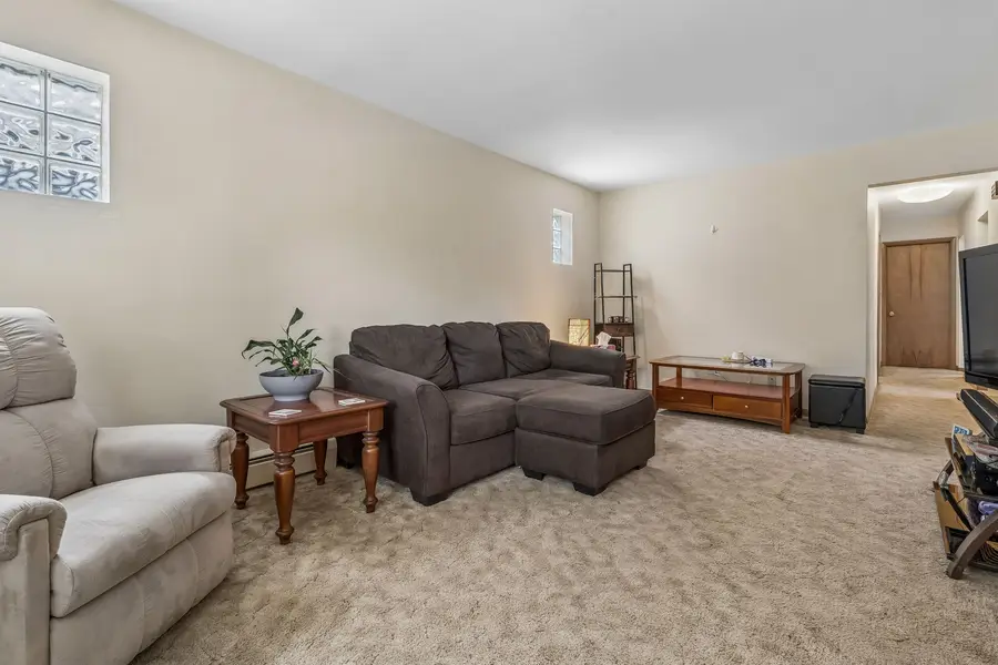 4923 N Kedvale Avenue, Chicago, IL 60630 - #2