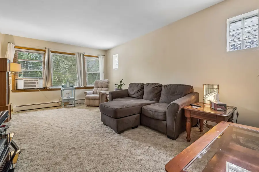 4923 N Kedvale Avenue, Chicago, IL 60630 - #3