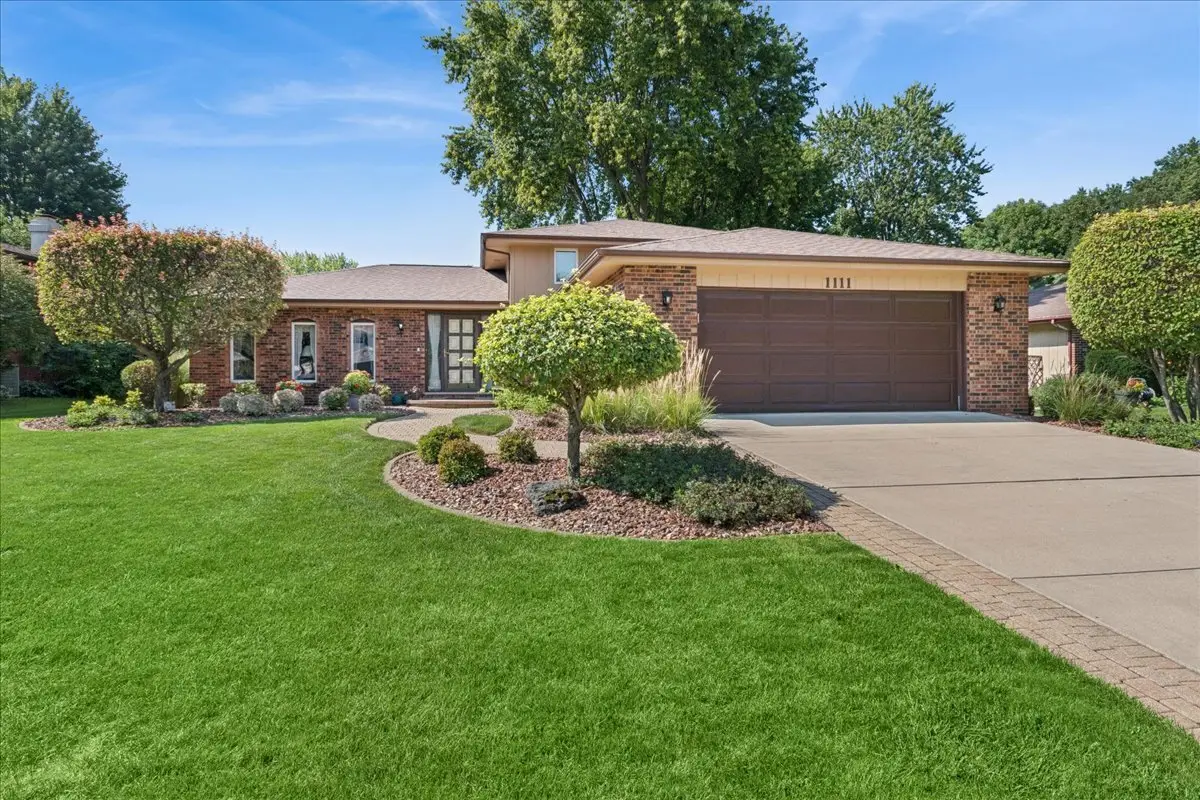 1111 Rushwood Avenue, Shorewood, IL 60404 - #1