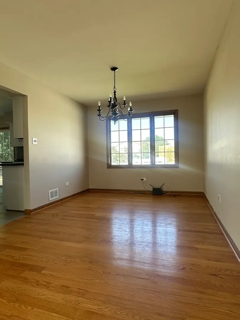 6828 Westview Drive, Oak Forest, IL 60452 - #3