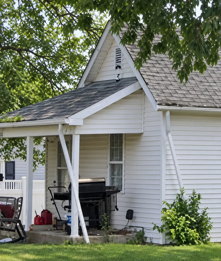 900 W South 1st Street, Shelbyville, IL 62565 - #2