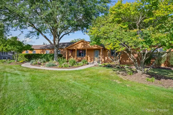 2116 N Pebble Drive, McHenry, IL 60051