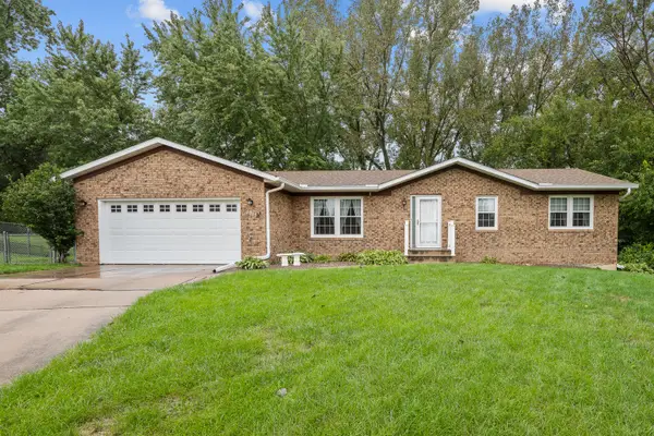 3312 90th Ave Court W, Rock Island, IL 61201