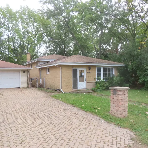 127 S Addison Road, Wood Dale, IL 60191