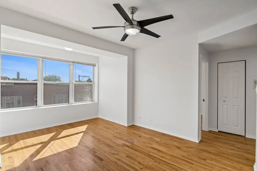 4546 N Troy Street #3, Chicago, IL 60625 - #3