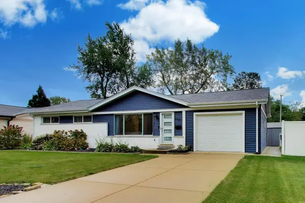 249 W Daniels Road, Palatine, IL 60067