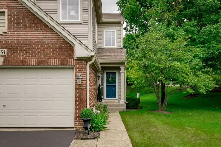 6061 Delaney Drive #1, Hoffman Estates, IL 60192 - #2