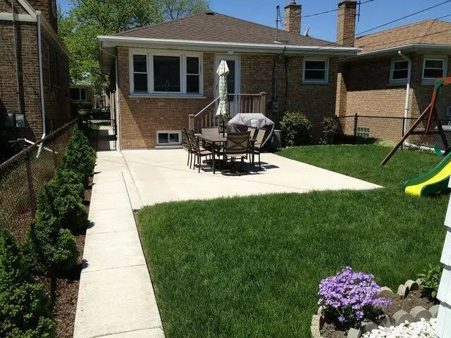 2503 N Hainsworth Avenue, North Riverside, IL 60546 - #3