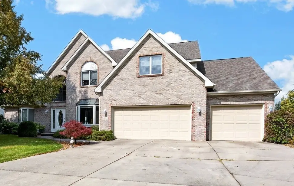 13 Bay Pointe Drive, Bloomington, IL 61704 - #1