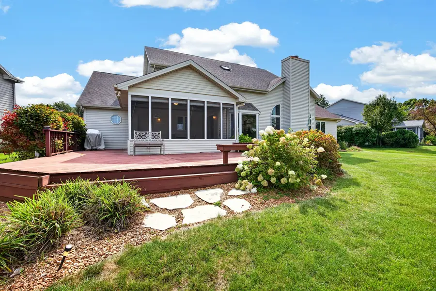 13 Bay Pointe Drive, Bloomington, IL 61704 - #2
