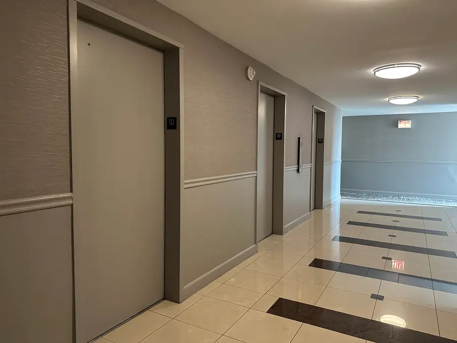 655 W Irving Park Road #1007, Chicago, IL 60613 - #2