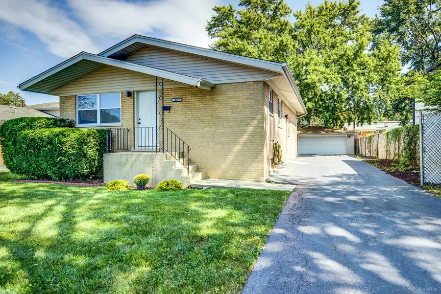 14425 Tripp Avenue, Midlothian, IL 60445 - #3