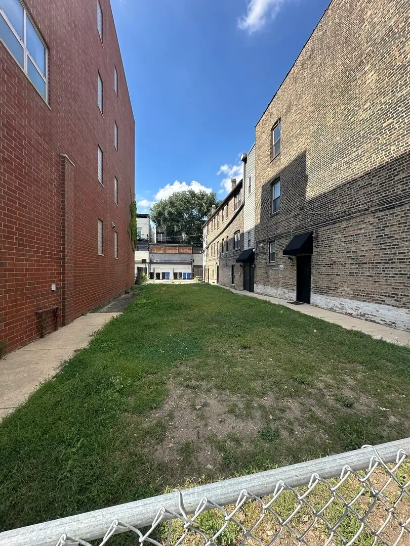 910 N Ashland Avenue, Chicago, IL 60622 - #2