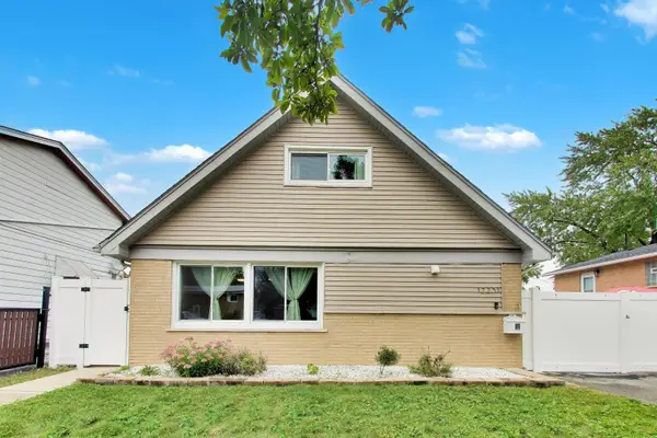12231 S Lawndale Avenue, Alsip, IL 60803