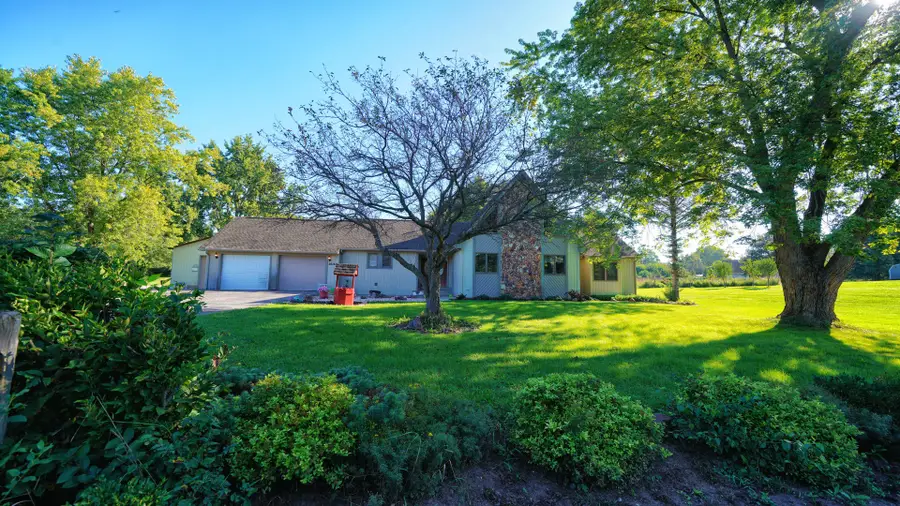 26143 N Anderson Road, Wauconda, IL 60084 - #3