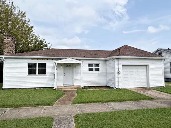 421 E 9th Street, Metropolis, IL 62960