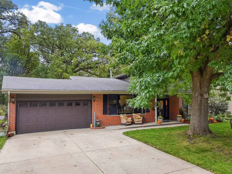 430 Spruce Drive, Schaumburg, IL 60193 - #3