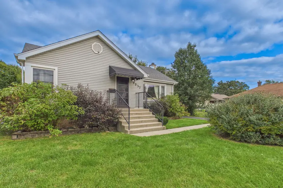 9537 Central Avenue, Oak Lawn, IL 60453 - #3