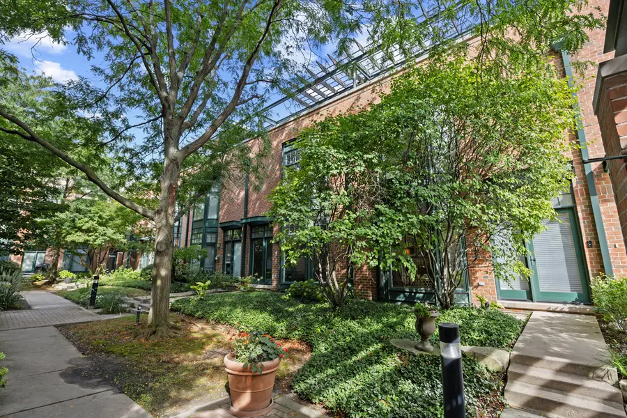 101 N Euclid Avenue #26, Oak Park, IL 60301 - #3
