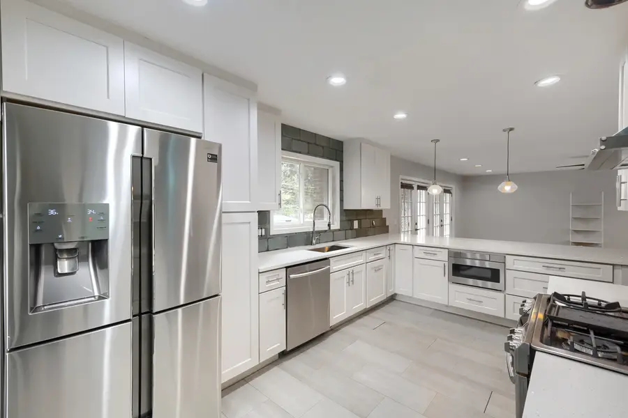 12 S Waterman Avenue, Arlington Heights, IL 60004 - #2