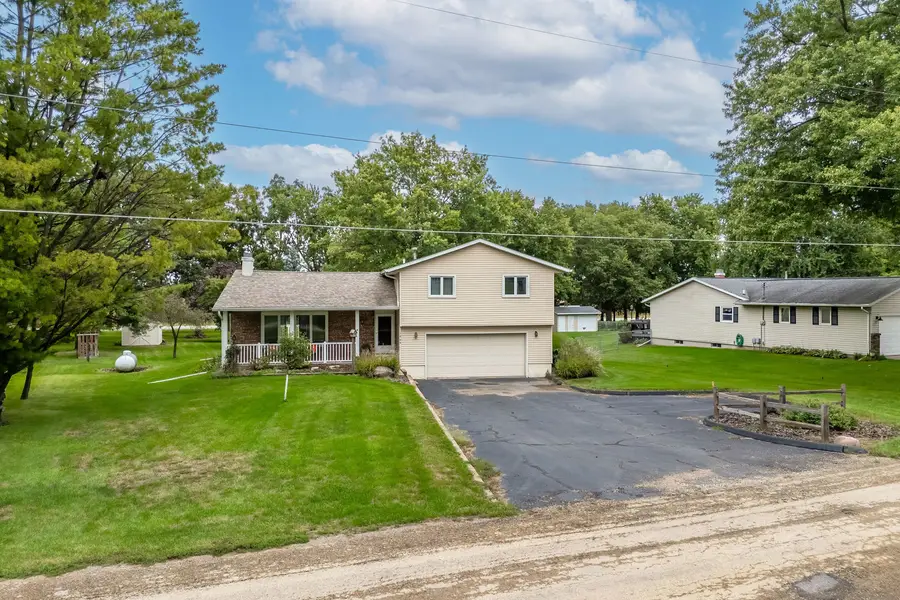 1809 Pineo Grove Lane, Princeton, IA 52768 - #2