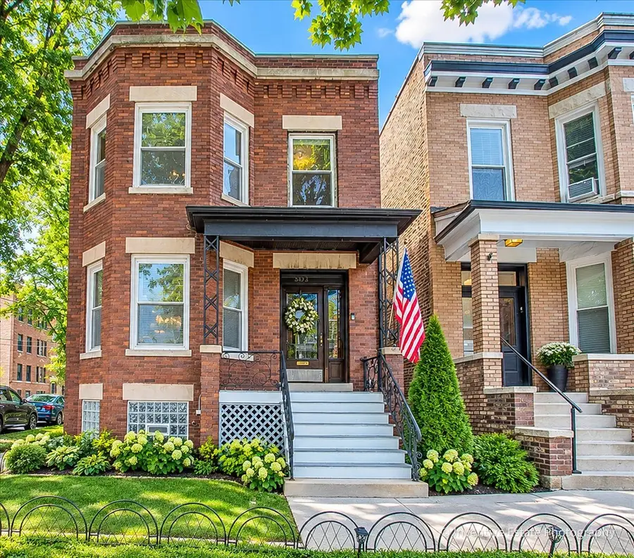 3657 N Hermitage Avenue, Chicago, IL 60613 - #3