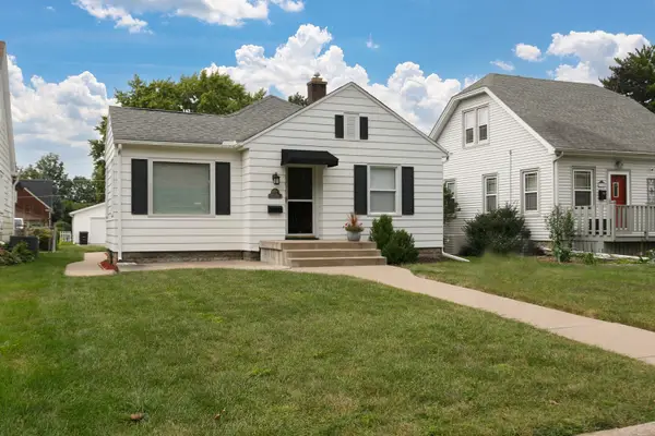 2349 30th Street, Moline, IL 61265