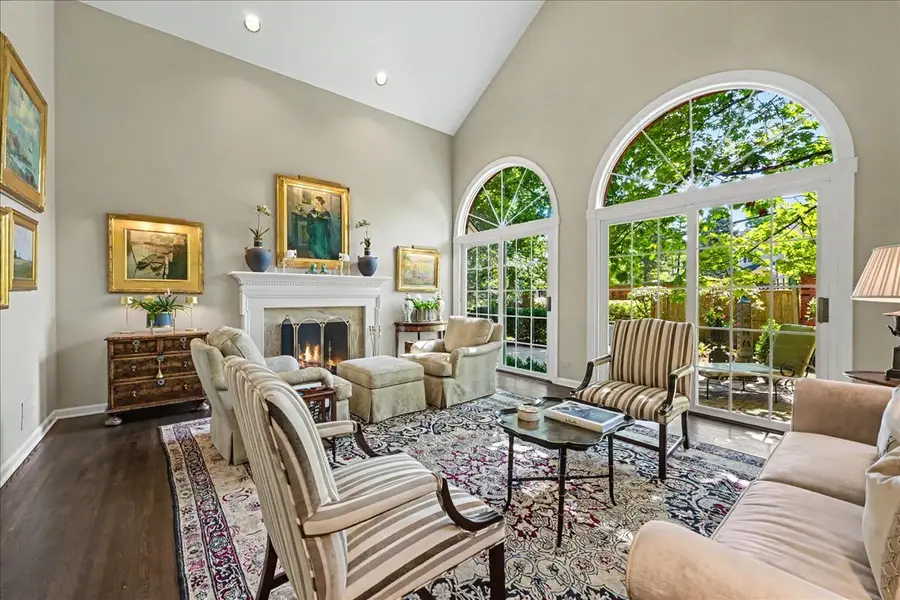 1 Regent Wood Road, Northfield, IL 60093 - #3