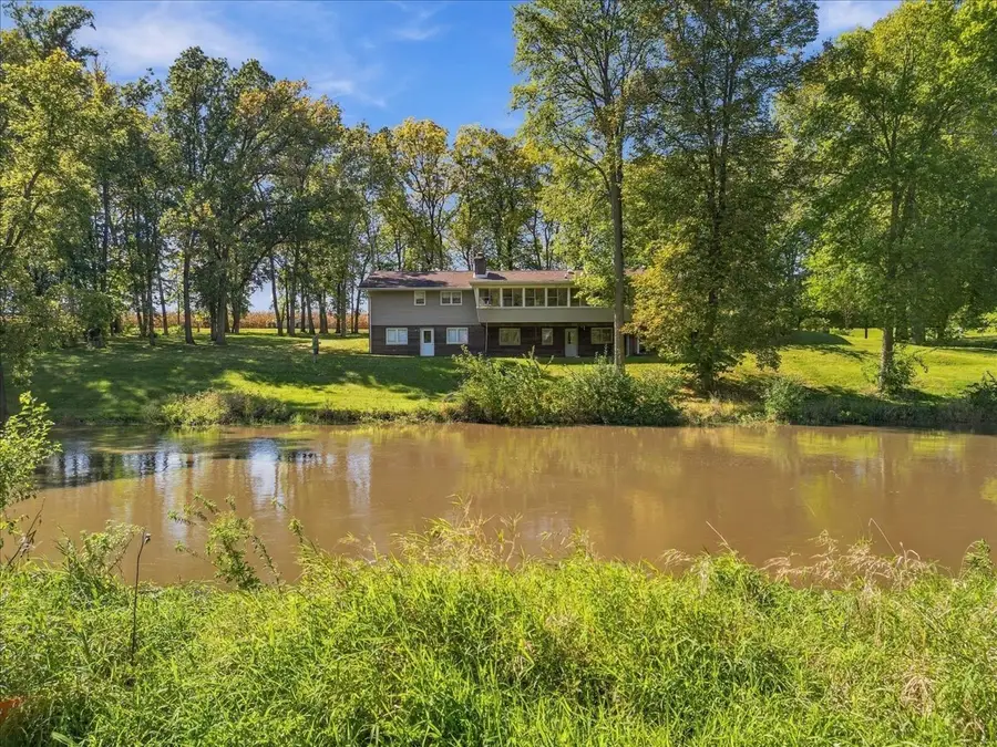 6121 Brooklyn Road, Rochelle, IL 61068 - #2