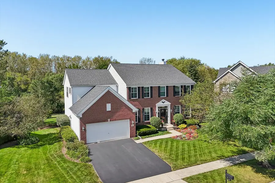 35 Oakview Court, South Elgin, IL 60177 - #2