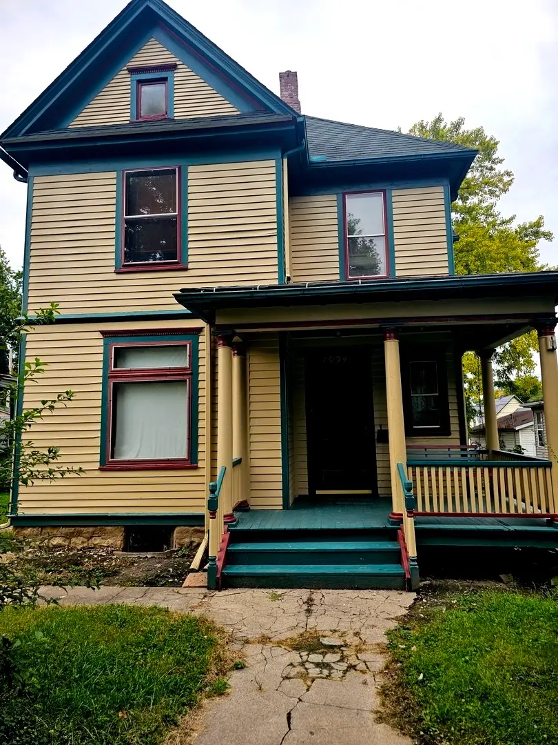 1034 19th Street, Rock Island, IL 61201 - #1