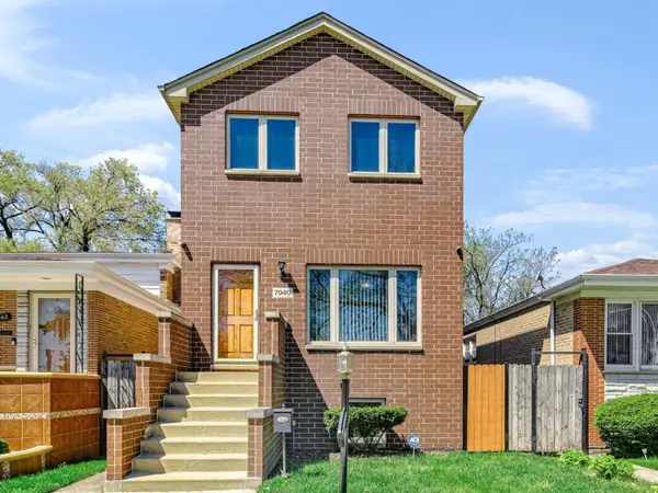 Address Withheld By Seller, Chicago, IL 60620