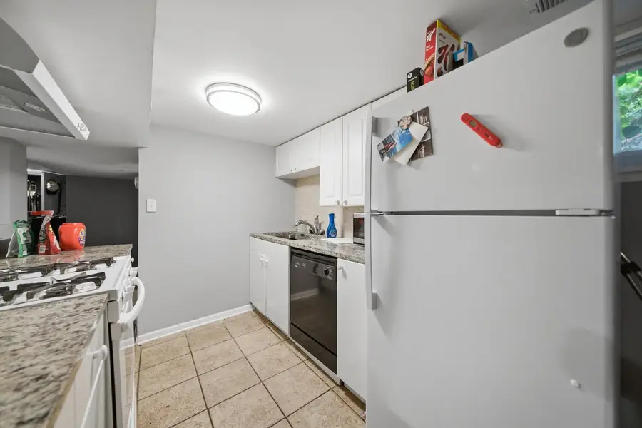 3208 N Seminary Avenue, Chicago, IL 60657 - #3