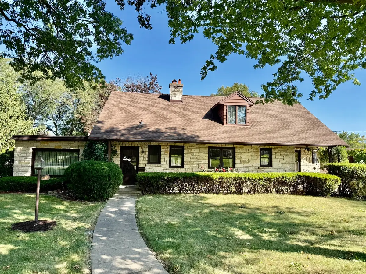 2113 12th Street, Peru, IL 61354 - #1