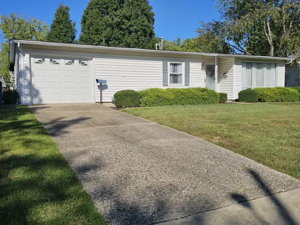 18 SE Crescent Drive, Mt Vernon, IL 62864