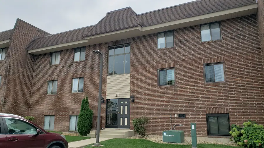 211 E Janata Avenue #3B, Lombard, IL 60148 - #2