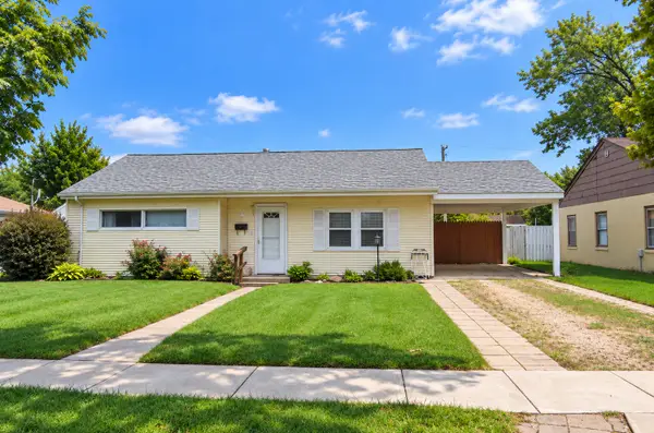 1110 Douglas Drive, Sterling, IL 61081