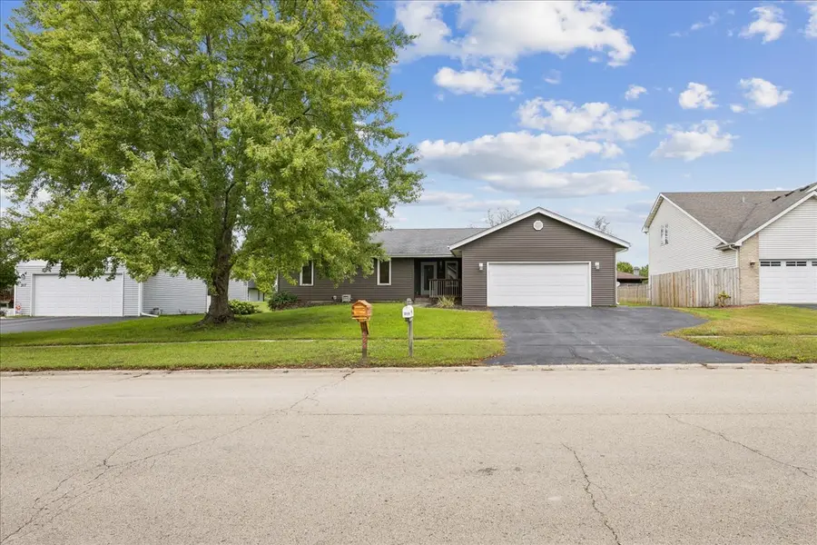 319 1st Light Drive, Stillman Valley, IL 61084 - #2