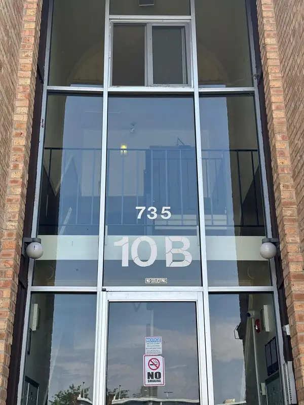 735 Heritage Drive #10204, Hoffman Estates, IL 60169
