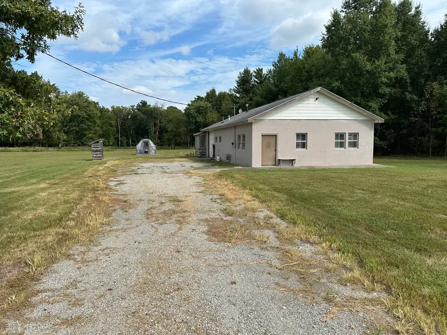 348 State Rte 37 Route, Kell, IL 62853 - #3