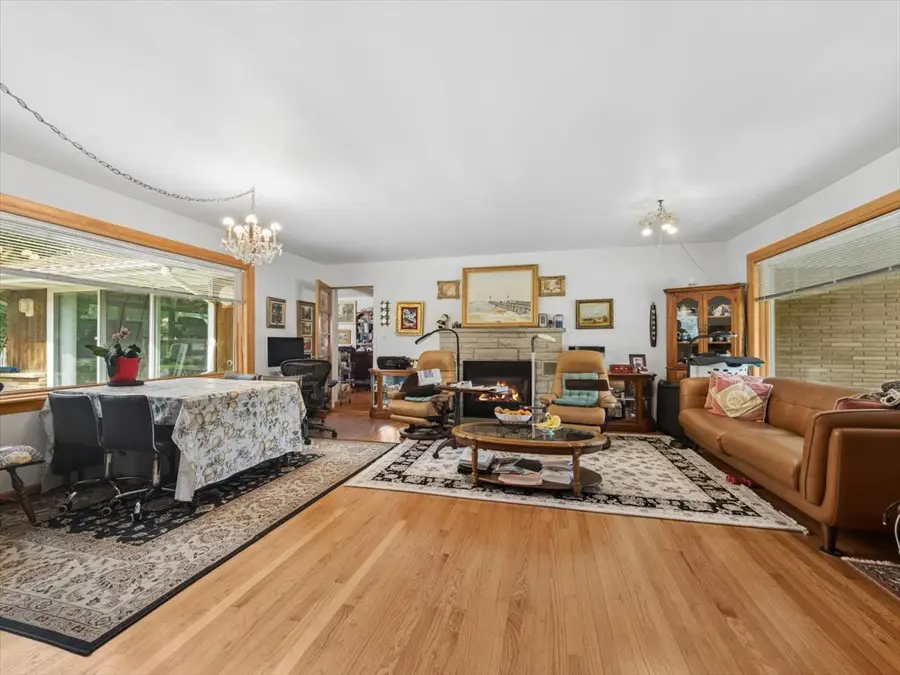 330 Cornell Avenue, Des Plaines, IL 60016 - #2